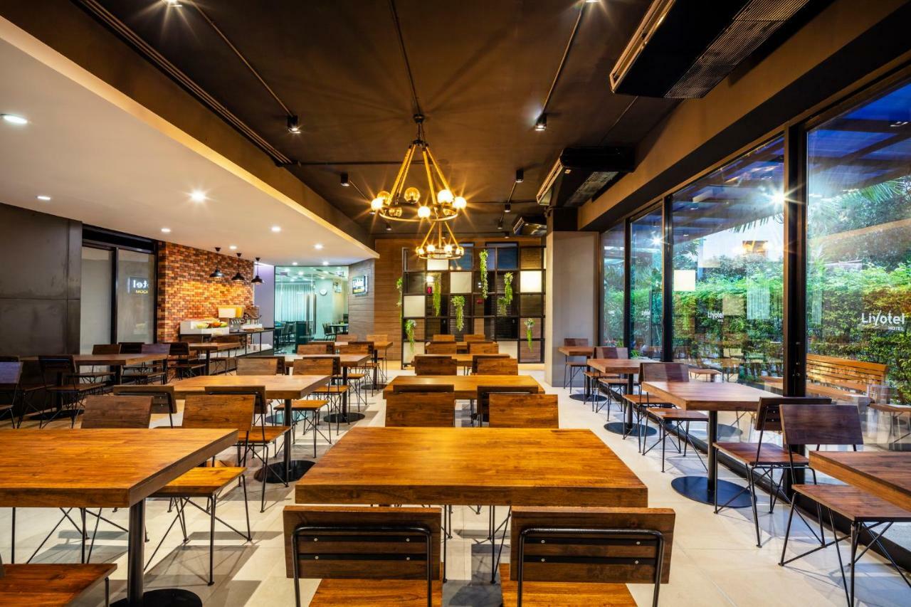 Livotel Hotel Lat Phrao Bangkok Esterno foto